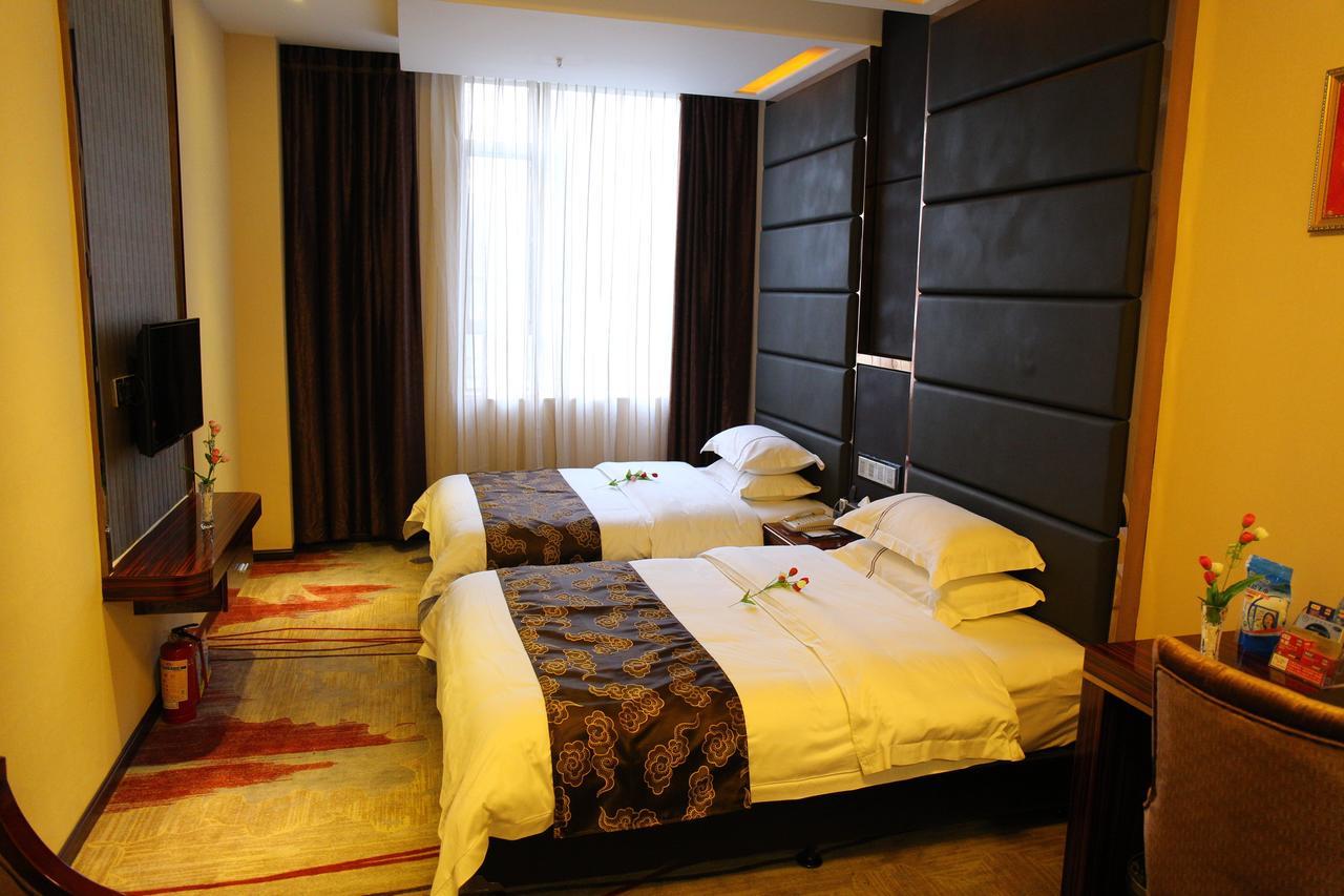 Lavande Hotel Wuhan Railway Station Exteriör bild